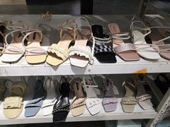 -砂之船奥莱(南京江宁店)
