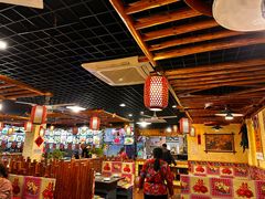 -靠山屯东北农家菜(八龙桥雅苑店)