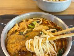 -丽丽三鲜螺蛳粉(田林路店)