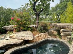 -七彩云南古滇温泉山庄