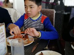 -荣誉国际酒店-云顶旋转餐厅