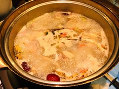 -千岛蚝高压锅生蚝·人参火锅(白云万达店)