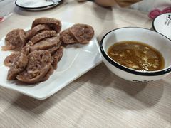 -赵氏牛肉罩火烧