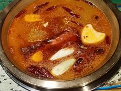 -房子红了鱼豆花重庆老火锅(广厦学院店)