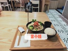 绿咖喱鸡肉饭-GOGO Plate(成都太古里店)