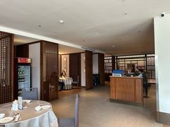 -静之湖湖畔餐厅