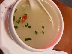 精品老母鸡汤-李犟大爆鳝面·手工蟹黄包(湖滨西湖店)