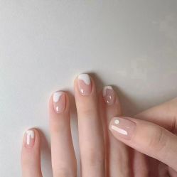 -悦指间美甲美睫