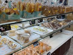 -新月蛋糕西点专卖店(大麦街店)