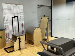 -Z&B Fitness Studio·Gym(前滩L+PLAZA店)
