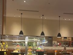 -亚龙湾希尔顿自助餐厅·海鲜·烧烤·沙滩BBQ·现场乐队