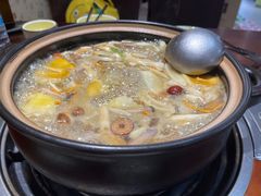-菌之家·专业纯野生菌火锅·特色炒菌