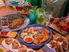 -Famous肥猫墨西哥音乐餐吧(五棵松华熙LIVE店)