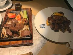 -穹六人间 people 6(岳阳路店)