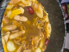 -芸山季·云南山珍菌火锅(人民广场来福士店)