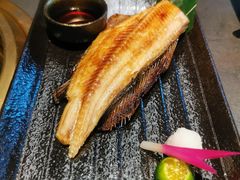 -铭牛烧肉·和牛海鲜自助(高新月牙湖店)
