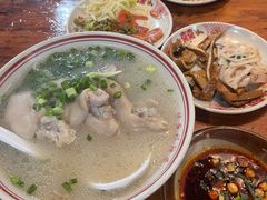 -老方桌烂蹄花川菜馆(九龙坡店)