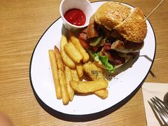 -HELLO 27 意面·沙拉·帕尼尼