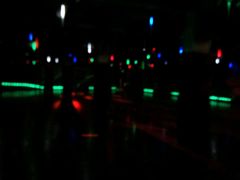 -奔马滚轴溜冰场