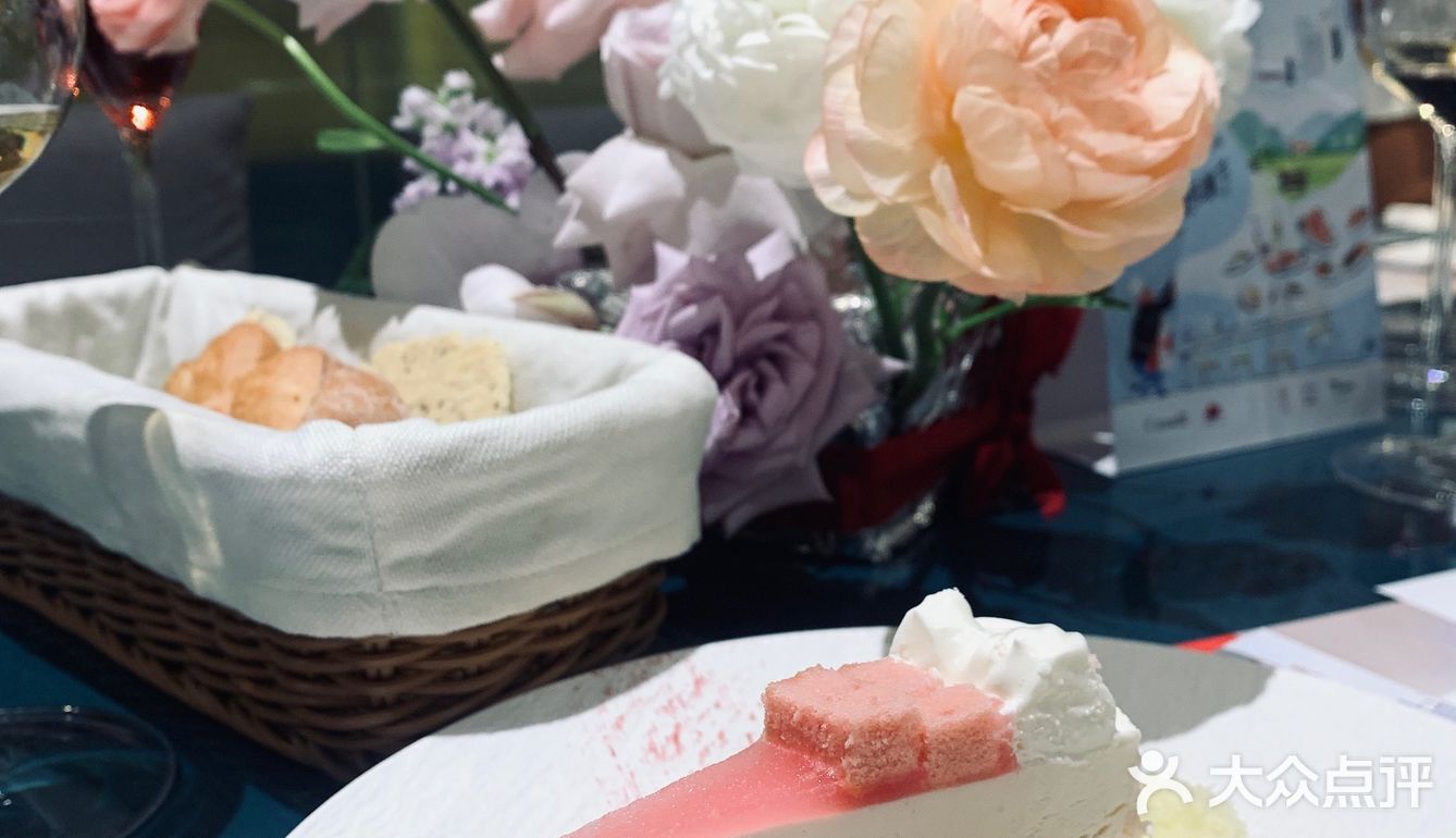 加拿大美食佳酿节，吃肉喝酒不负春光