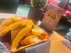 -Famous肥猫墨西哥音乐餐吧(五棵松华熙LIVE店)