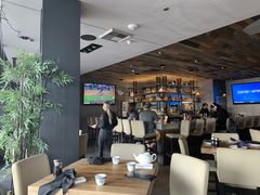 -TRIPLE 8 China Bar & Grill