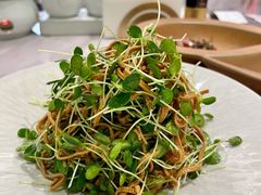 凉拌卤干丝拌香椿-喜鼎海胆水饺(平安金融中心店)