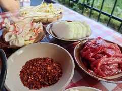 -赵美丽·重庆社区火锅·直营店(火车东站·中豪国际店)