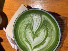 抹茶拿铁-邊渡咖啡