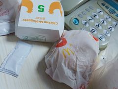 -麦当劳(友谊路得来速店)