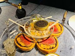 惠灵顿牛排-弦月窗LUNETTE BY AMANDA(复兴路店)