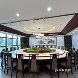 从江湖菜到传统川菜都能找到身影，吃上鲜活美味的菜肴