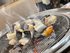 -围炉肉舍•炭烤活鳗•丹东海鲜烤肉(步行街店)