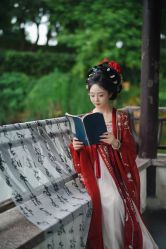 -梦回汉唐汉服旗袍体验馆(拙政园店)