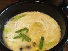 -十秒到米线(莱茵翠景店)