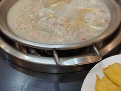 -老来福·非遗酸汤兔(凯旋路店)