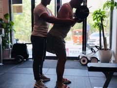 -享受健身·美体塑形馆