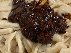 -黑八私房老北京炸酱面