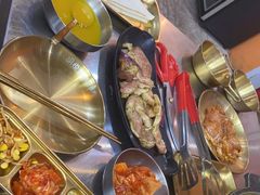 -胡悦里韩式烤肉(芝罘万达广场店)