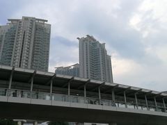 -东荟城名店仓