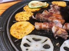 -唯成•韩国炭火烤肉 유성고기