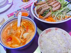 招牌惹味冬陰功-新越盏·东南亚料理(捷登都会店)