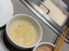 -海底捞火锅(曹安公路店)