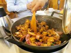 -胡须佬鸡煲四季火锅店(石厦西村直营店)