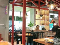 大堂-怪噜范·老贵阳街头名小吃(数博万达店)