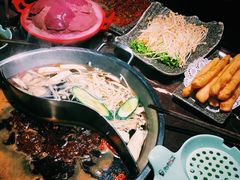 菌香鸳鸯锅-晓宇重庆火锅(赛格国际购物中心店)