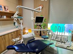 -上海仁爱医院口腔科 · 种植