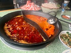 -憨铁匠老火锅(龙岗万科里店)