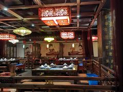大堂-矮板凳老火锅(宽窄巷子店)