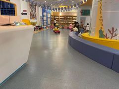 -戊辰亲子游泳俱乐部